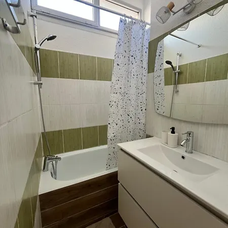 アパート Centre Port, 3 Chambres, 8 Personnes, Terrasse, Climatisation, Wifi アグド