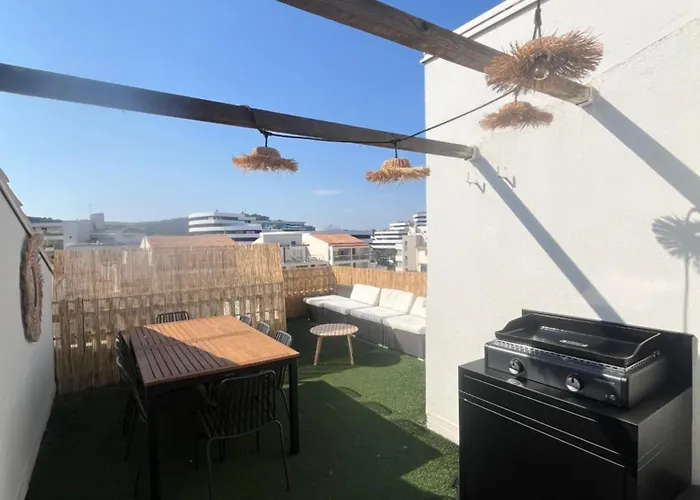Apartment Centre Port, 3 Chambres, 8 Personnes, Terrasse, Climatisation, Wifi